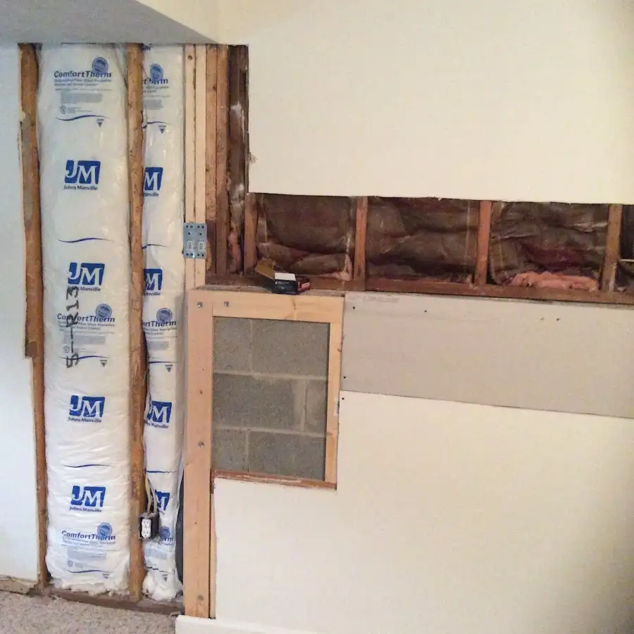 Wall insulation replacement during Structural Drying in Sebring